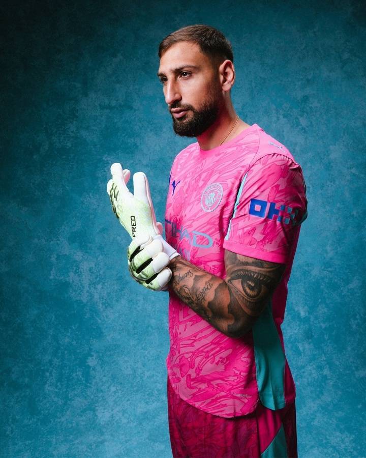 职业规划这块26岁多纳鲁马10年赚8850万，曼城5年6500万+奖金